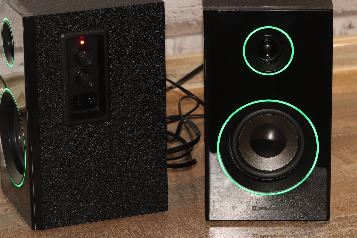 REAL-EL_S-415_acoustic_system
